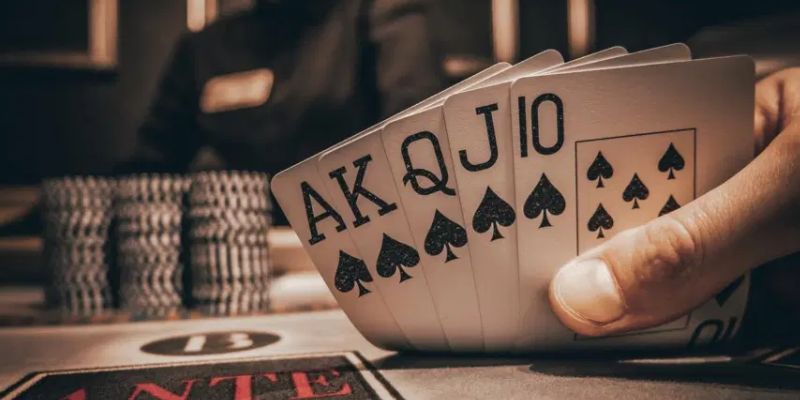 Cách chơi bài Poker chi tiết và bí kíp thắng lớn cho tân thủ 3 Cách chơi bài Poker tại vòng River